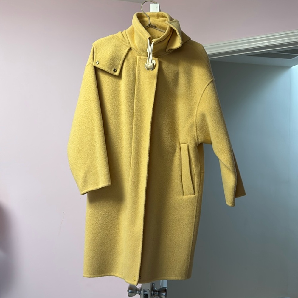 Lily Coat-light yellow worn once-pristine condition